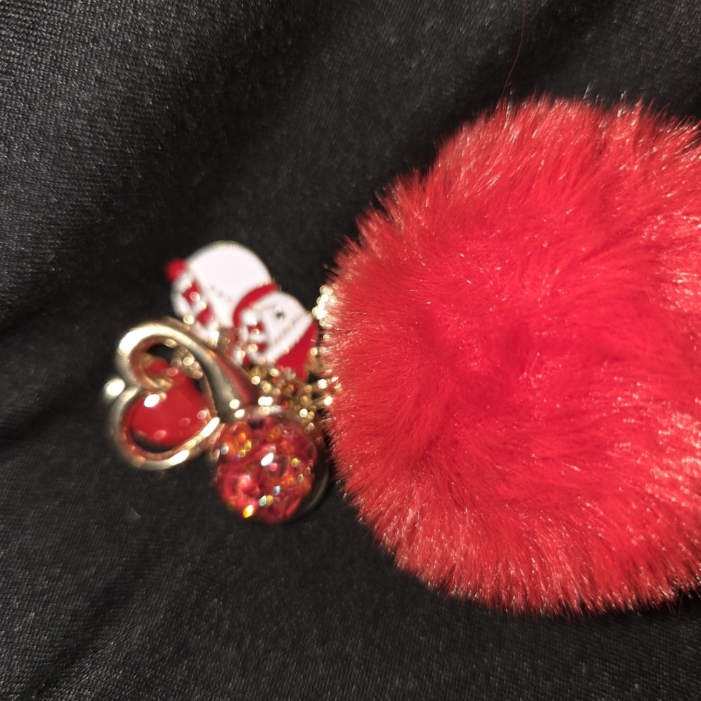 Red Pom Pom Keychain with Snowman Charm NWOT - Picture 6 of 6